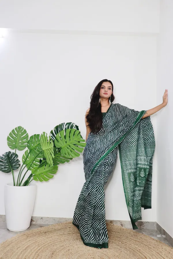 HANDICRAFT_WOMEN'S_LEHARIYA_PRINT_PURE_SOFT_COTTON_SAREE_WITH_BLOUSE_PIECE_With_Blouse_Piece